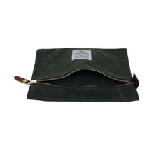 Menara Gridwax Zip Pouch, Olive